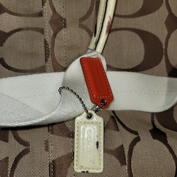 Coach Baby Bag - Picture 4 of 8